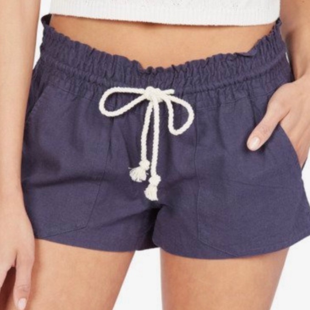 NWT Roxy Oceanside Beach Shorts